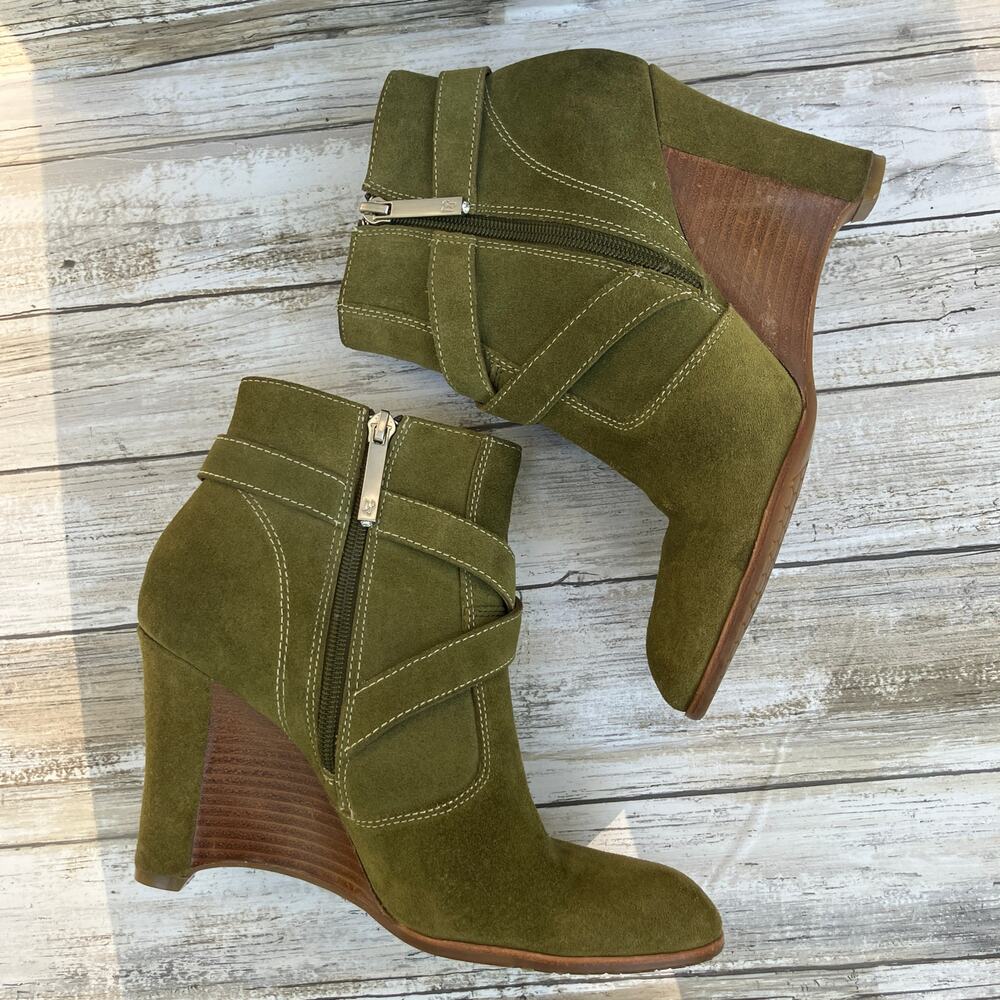 Olive Green Heeled Boots - Picture 8 of 13